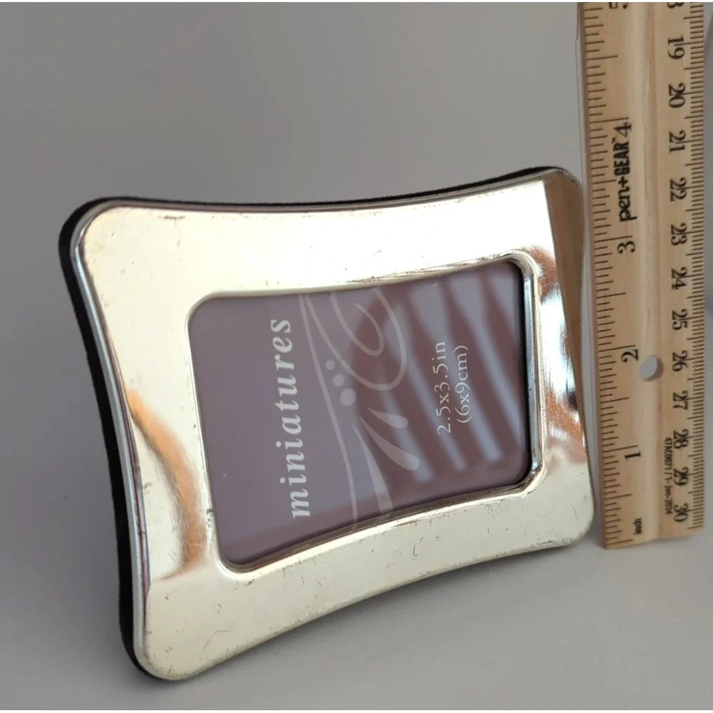 Silver Toned Miniature Picture Frame 2.5x3.5 Photo Polished Chrome Metal Small